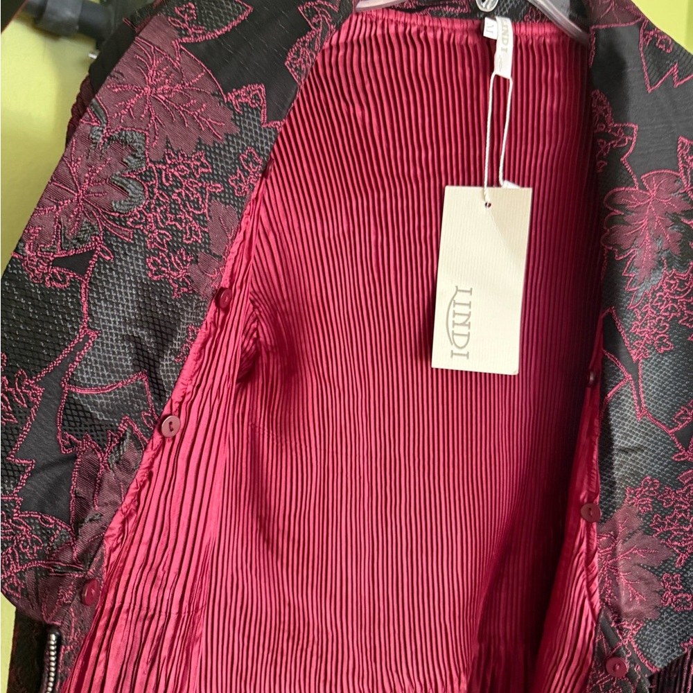 Regal Burgundy Blazer by Lindi - Picture 14 of 16